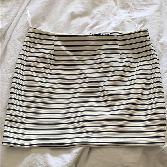 2 piece Vero Moda set - Picture 4 of 7